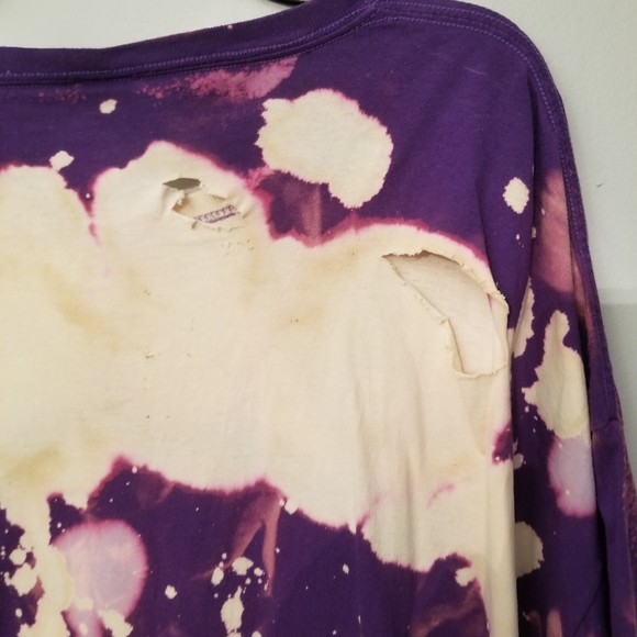 Distressed LA LOVE t shirt - Picture 3 of 4